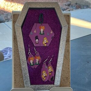 Hocus Pocus Necklace and earrings
